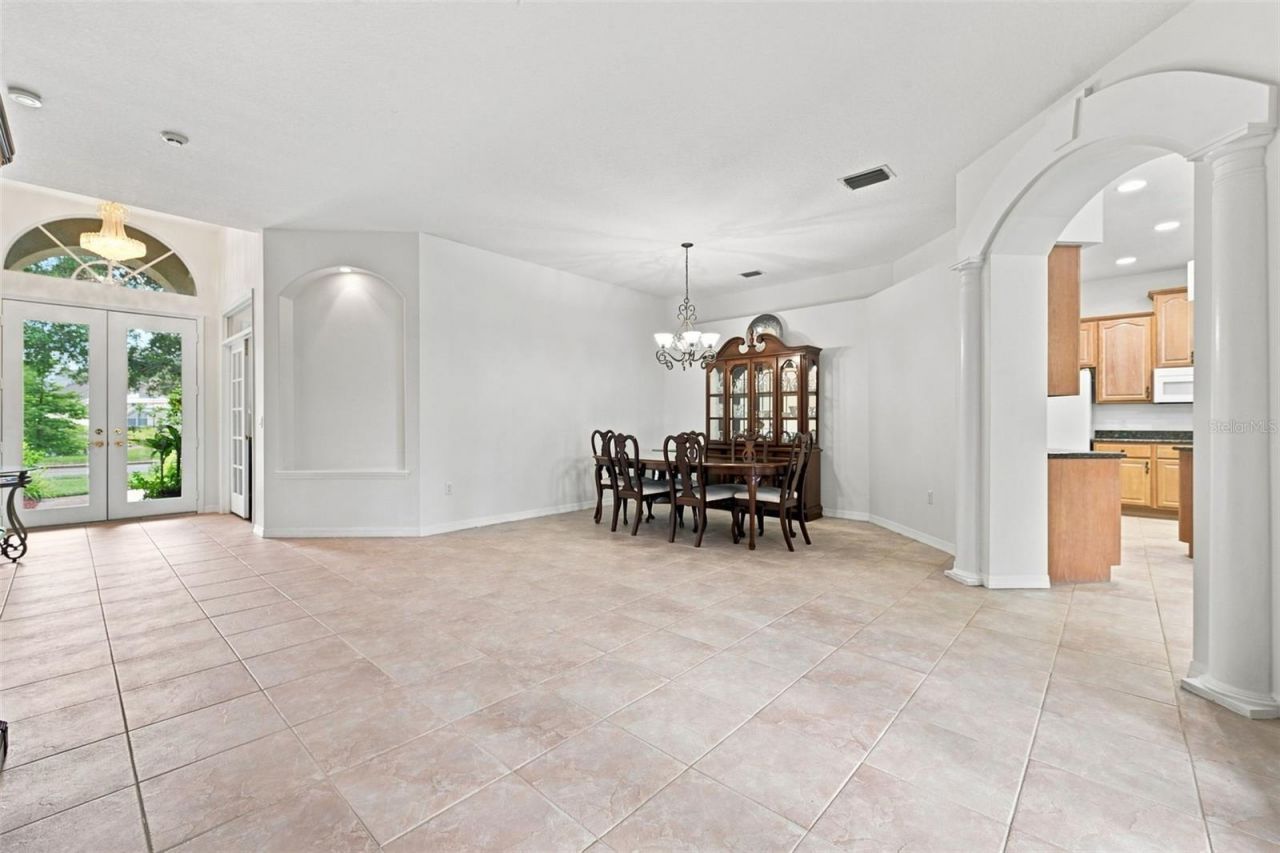 2103 Boot Lake Circle , Tampa, FL 33612 Photo