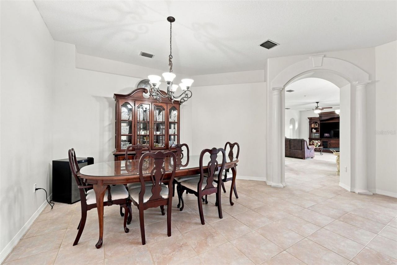 2103 Boot Lake Circle , Tampa, FL 33612 Photo