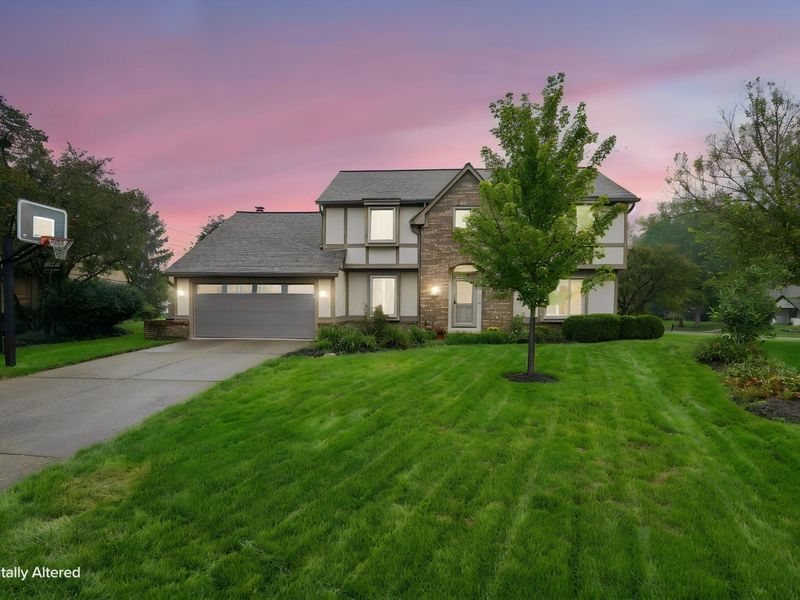 8414 Netherlands Place, Columbus, OH 43235 Photo 1