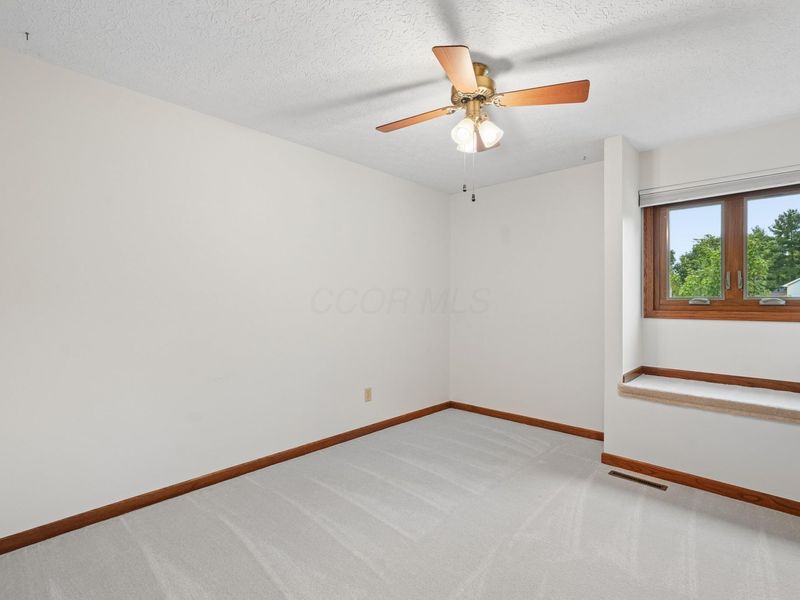 8414 Netherlands Place, Columbus, OH 43235 Photo 32
