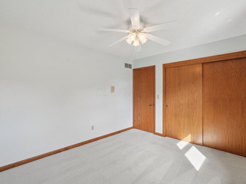 8414 Netherlands Place, Columbus, OH 43235 Photo 36