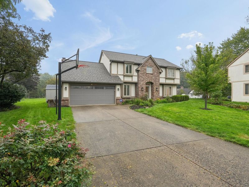 8414 Netherlands Place, Columbus, OH 43235 Photo 4