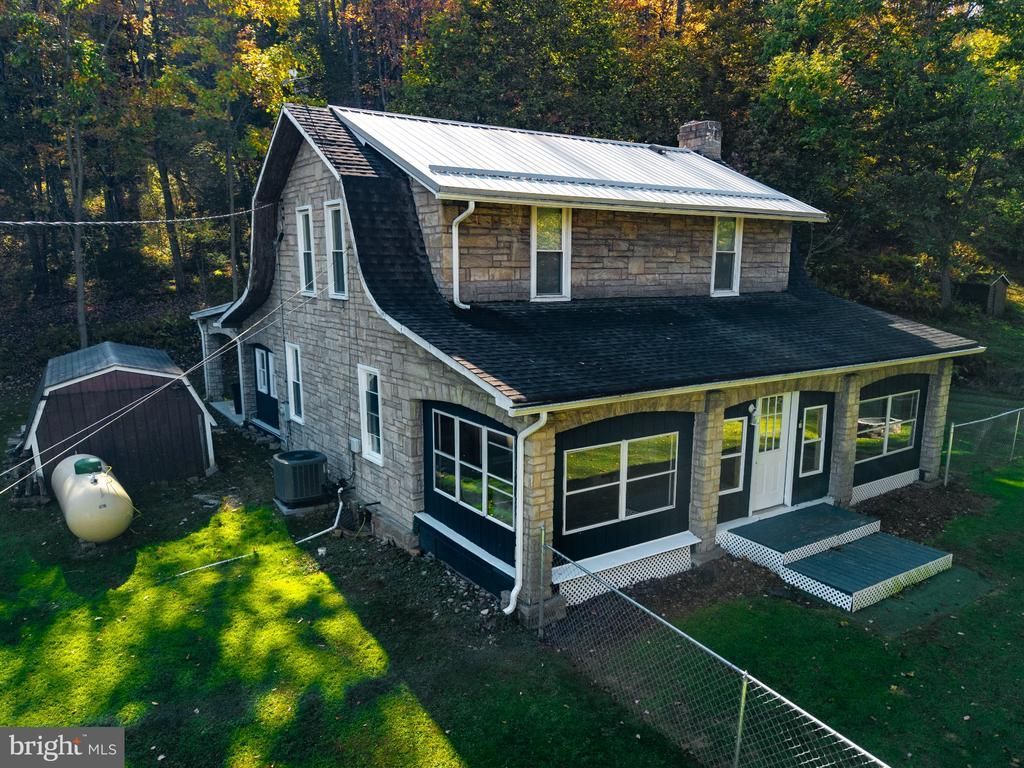 720 W LOCUST STREET, CLEARFIELD, PA 16830