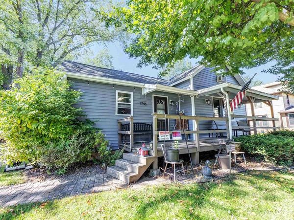 1746 ISLAND COURT, Green Bay, WI 54303