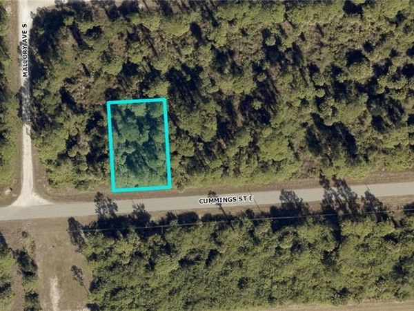 1235 Cumming ST E, LEHIGH ACRES, FL 33974