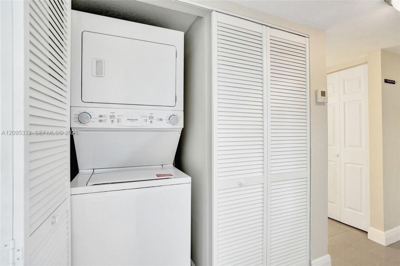 9946 Nob Hill Pl, Unit 9946, Sunrise, FL 33351 Photo