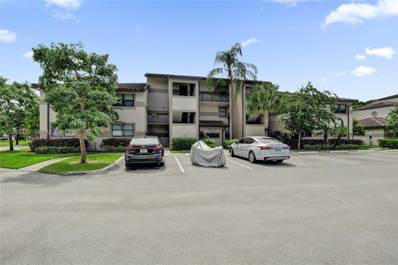 9946 Nob Hill Pl, Unit 9946, Sunrise, FL 33351 Photo