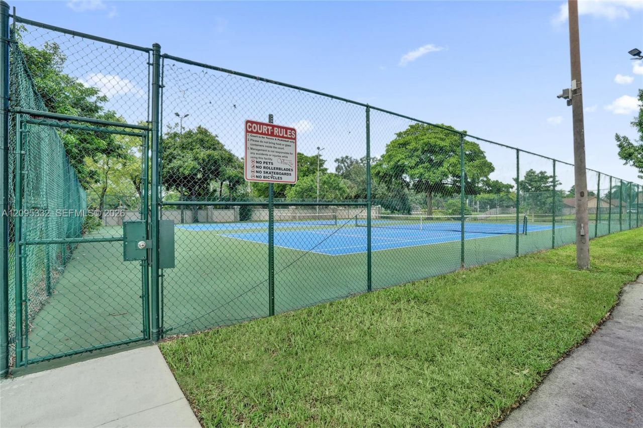 9946 Nob Hill Pl, Unit 9946, Sunrise, FL 33351 Photo