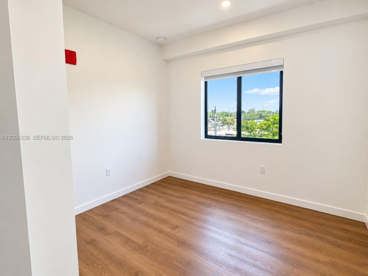 1950 Fletcher St , Unit 404, Hollywood, FL 33020 Photo