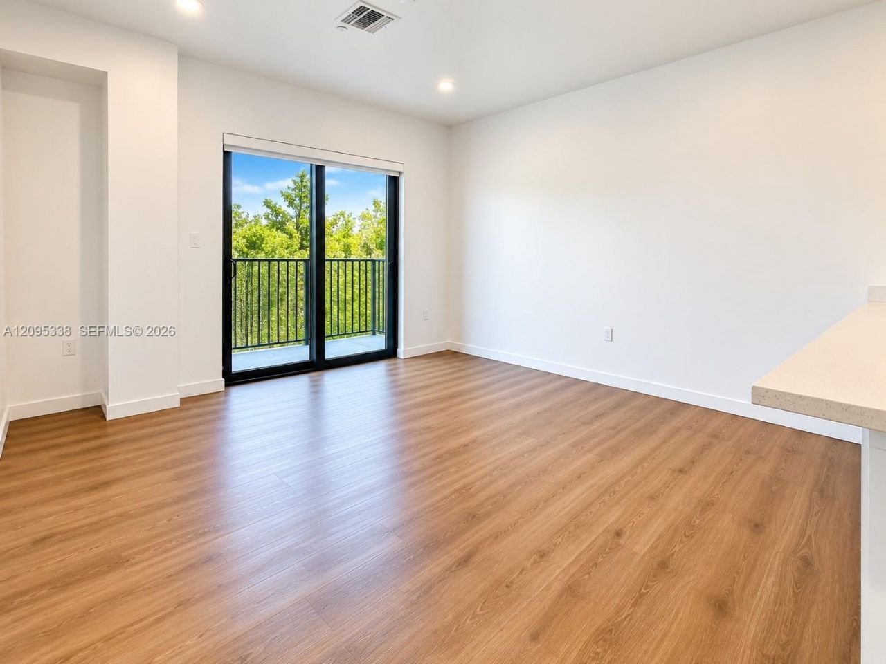 1950 Fletcher St , Unit 404, Hollywood, FL 33020 Photo