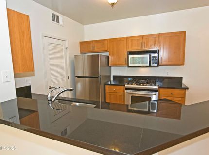 1450 Idlewild Drive, Unit 821, Reno, NV 89509 Photo