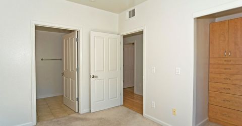 1450 Idlewild Drive, Unit 821, Reno, NV 89509 Photo