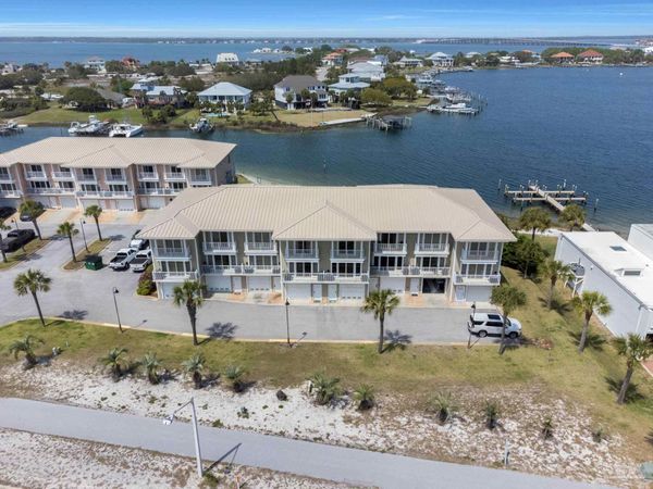 458 Ft Pickens Rd, Pensacola Beach, FL 32561