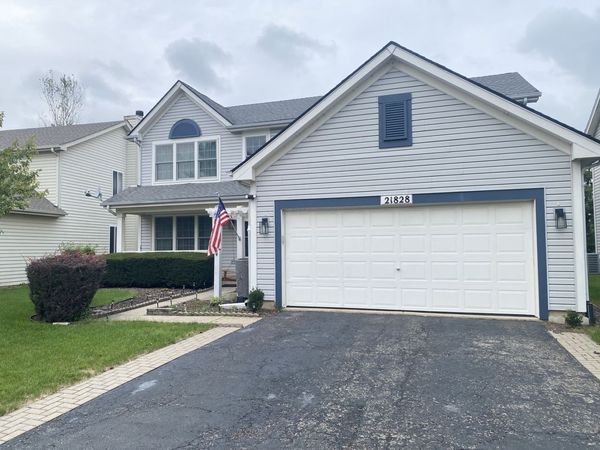 21828 W Knollwood Drive , Plainfield, IL 60544