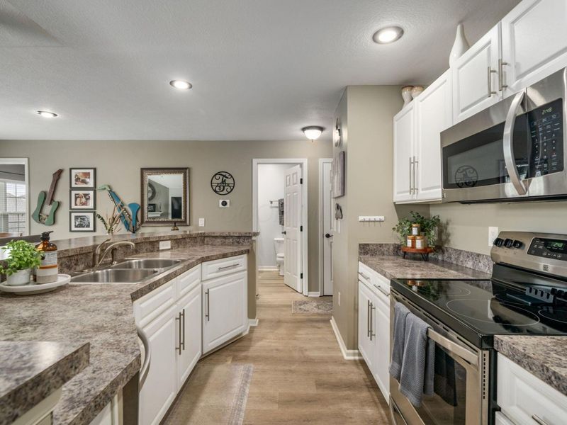 5656 Tuttle Mews Way, Dublin, OH 43016 Photo 8