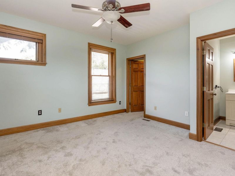 38 E Beck Street, Columbus, OH 43215 Photo 35