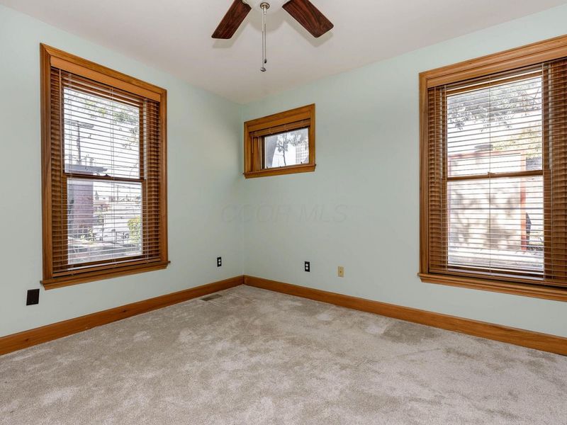 38 E Beck Street, Columbus, OH 43215 Photo 36
