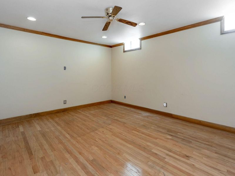 38 E Beck Street, Columbus, OH 43215 Photo 39