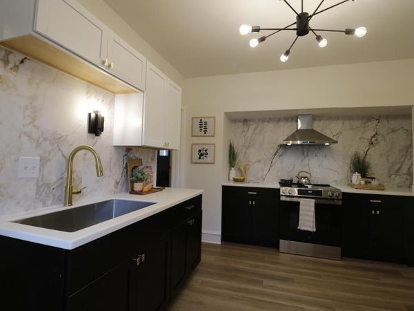 2804 N 44th STREET, Milwaukee, WI 53210