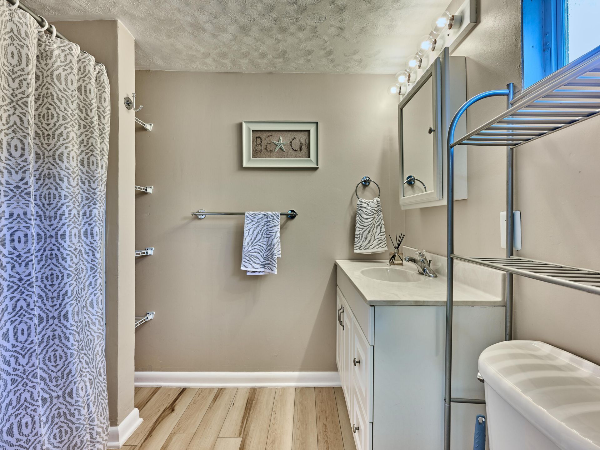 7965 SE Wren Avenue, Hobe Sound, FL 33455 Photo