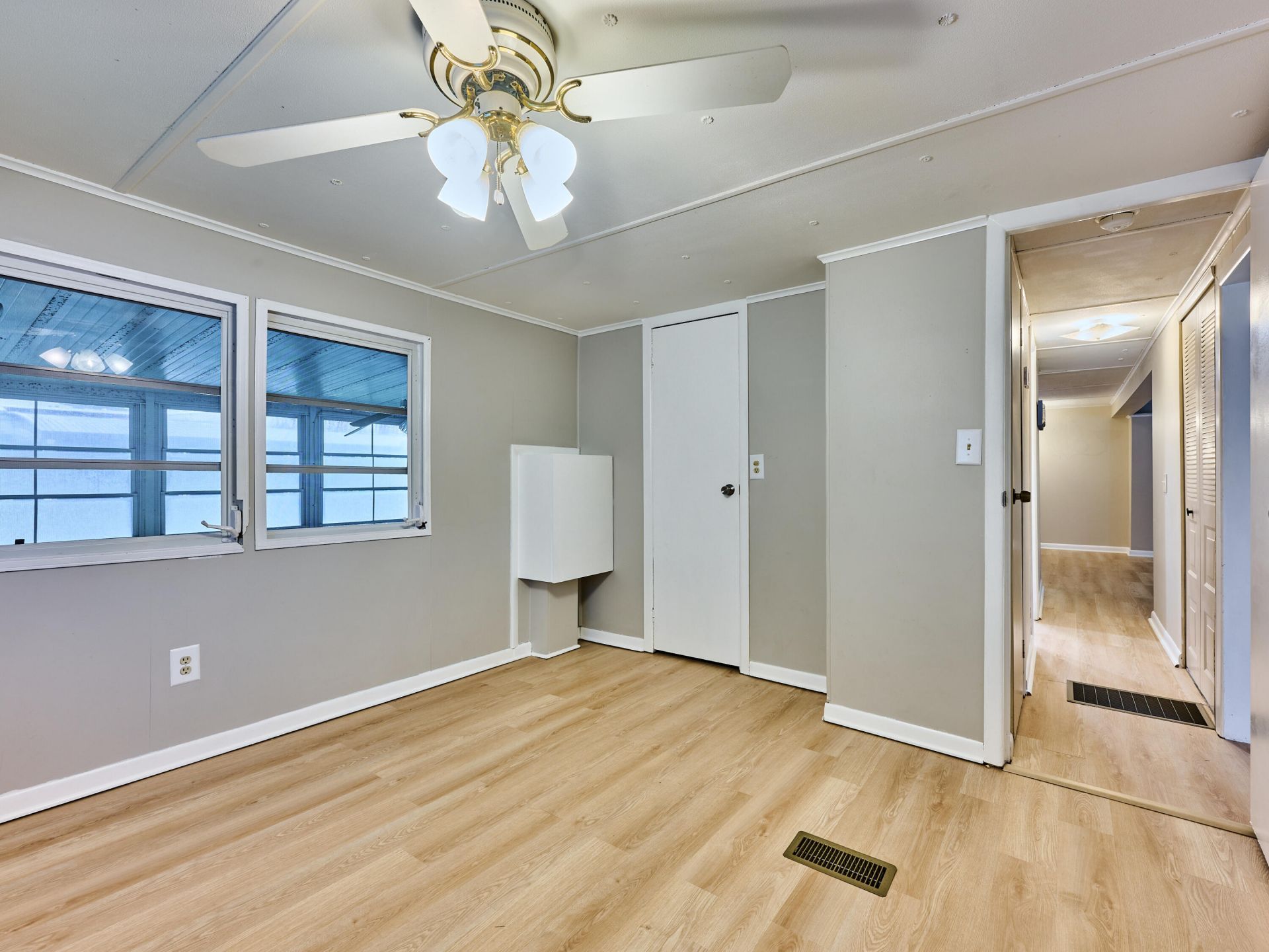 7965 SE Wren Avenue, Hobe Sound, FL 33455 Photo