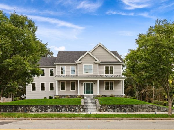 472 Summer Avenue, Reading, MA 01867