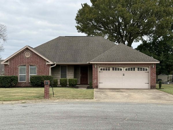 8 Ragan Court, Searcy, AR 72143