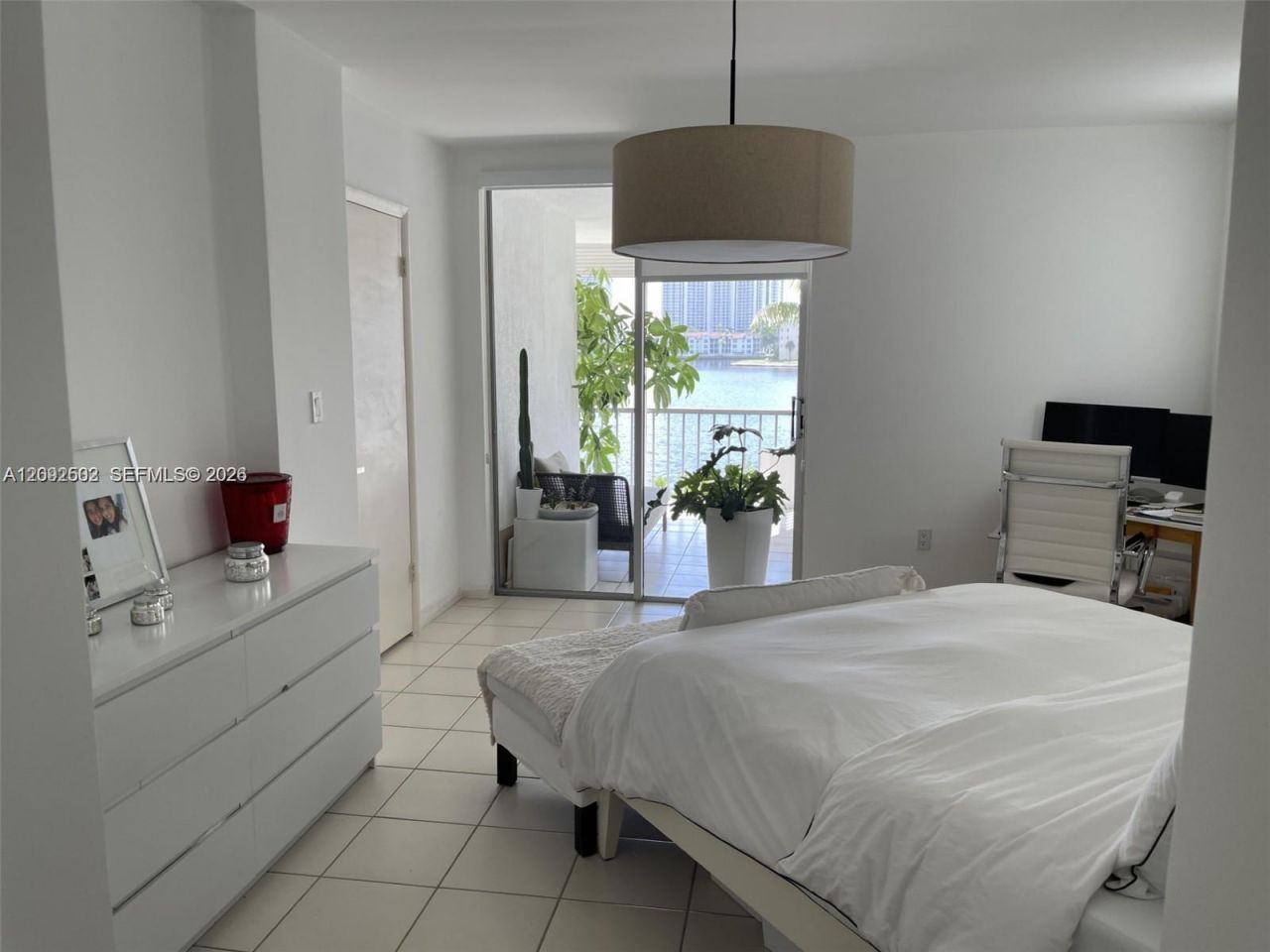 2861 NE Leonard Dr, Unit F206, Aventura, FL 33160 Photo