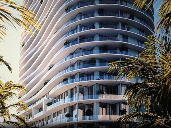 2411 LAGUNA CIRCLE , Unit 906, North Miami Beach, FL 33181