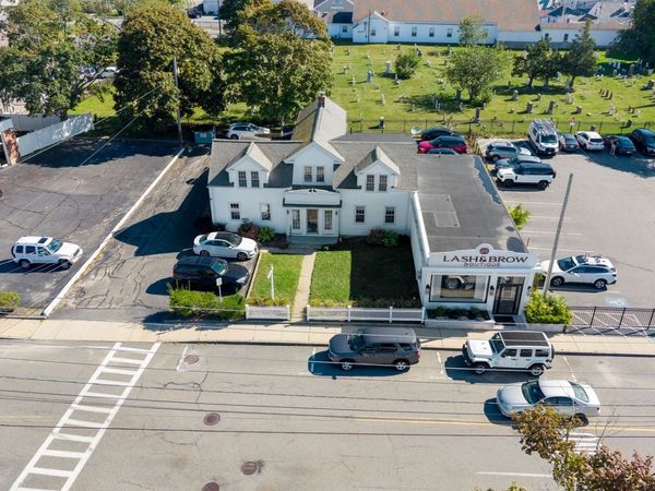 28 Barnstable Road, Barnstable, MA 02601