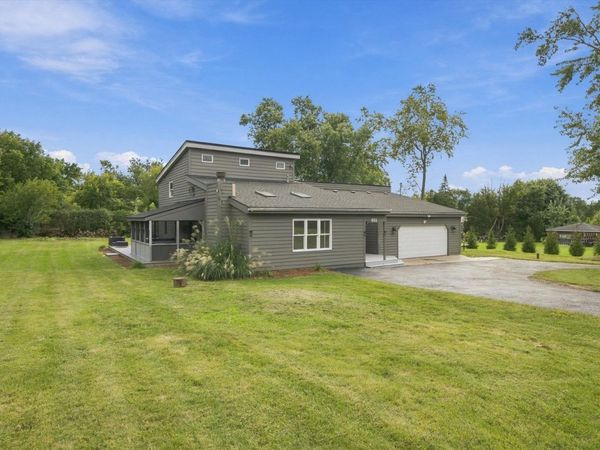 911 Kohley Road, Lisle, IL 60532