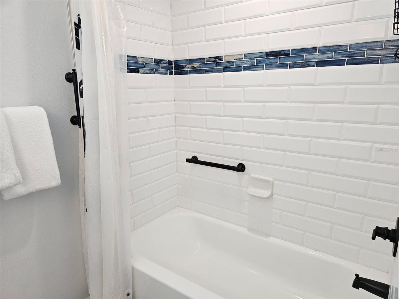 5314 3rd Avenue W, Bradenton, FL 34209 Photo