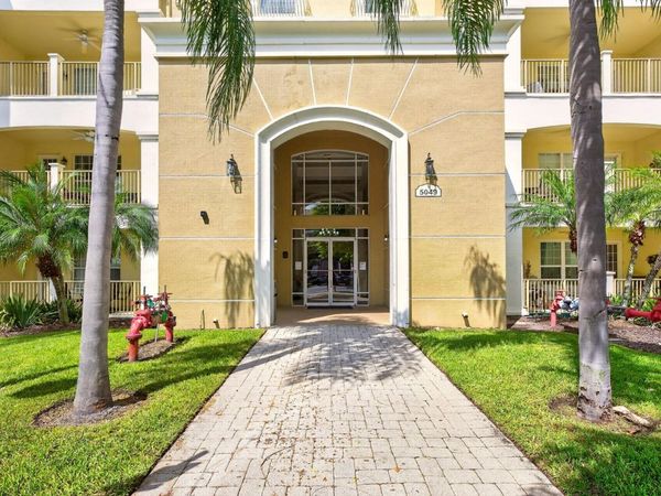 5049 SHOREWAY LOOP , Unit 1-201, ORLANDO, FL 32819