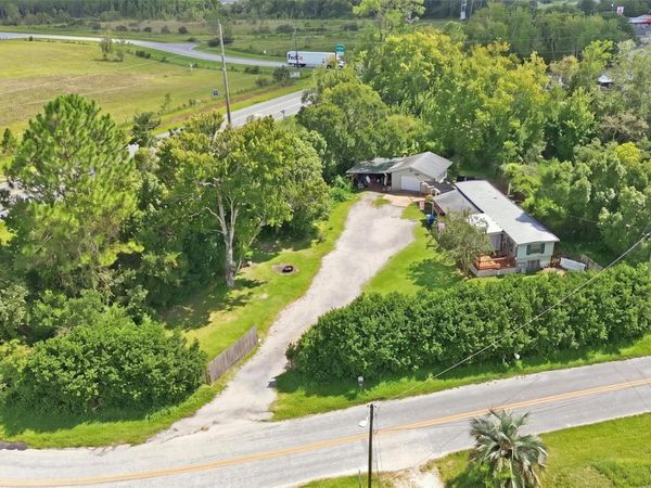 498 KING CHARLES CIRCLE , DELAND, FL 32724