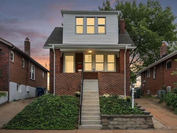 6042 Wanda Avenue , St Louis, MO 63116