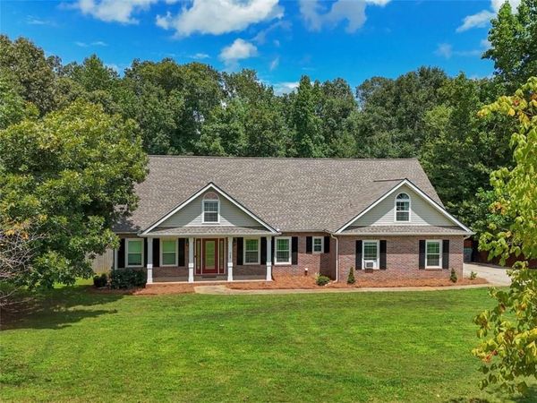545 Barhams Ridge Drive , Mcdonough, GA 30252
