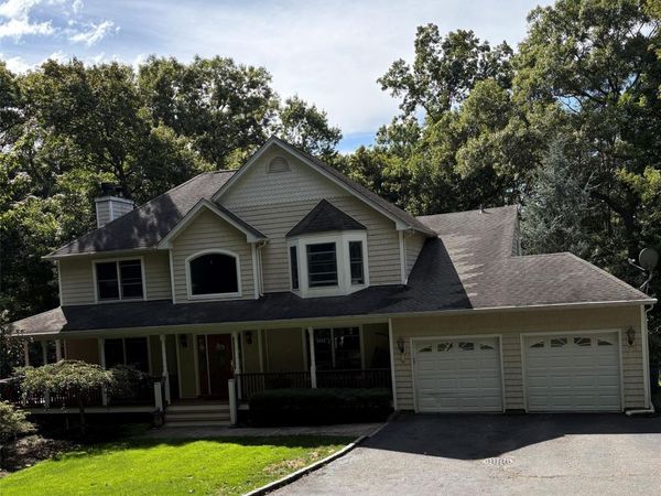 230 W. Woodland Drive , Wading River, NY 11792