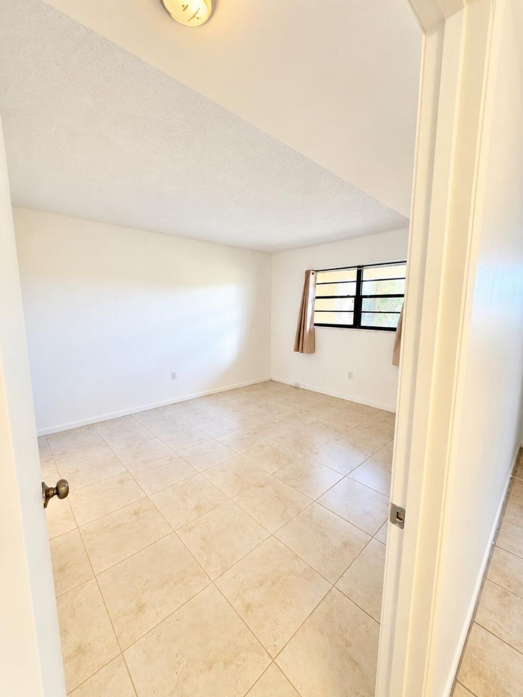 2050 Oleander Boulevard, Unit 7-104, Fort Pierce, FL 34950 Photo