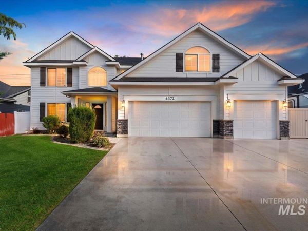 4372 E Burgundy Drive, Nampa, ID 83686