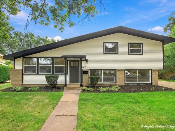 2929 Central Road , Glenview, IL 60025