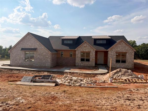 1272 High Meadow Lane, Goldsby, OK 73093