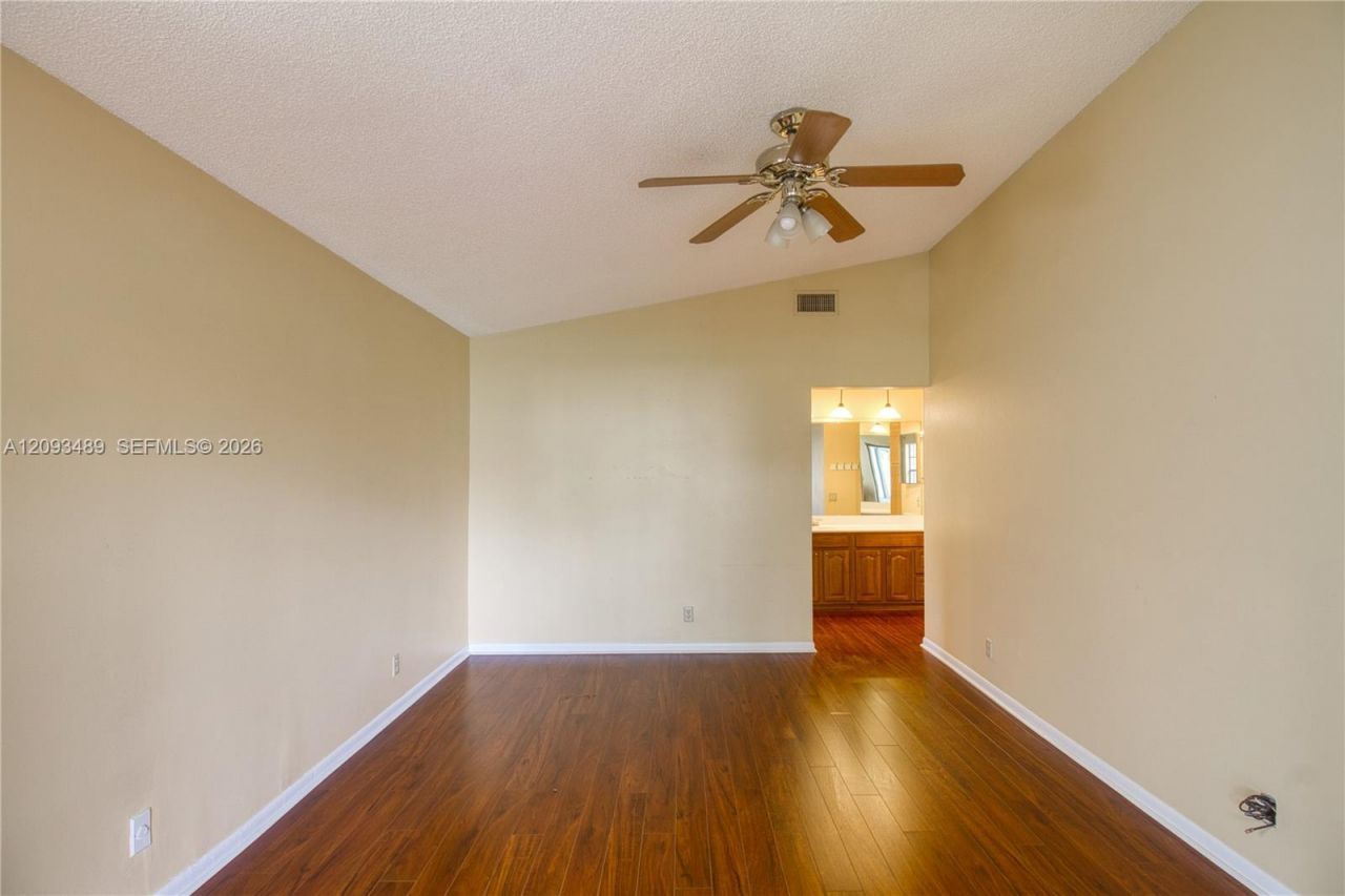 2156 Baton Rouge, Weston, FL 33326 Photo