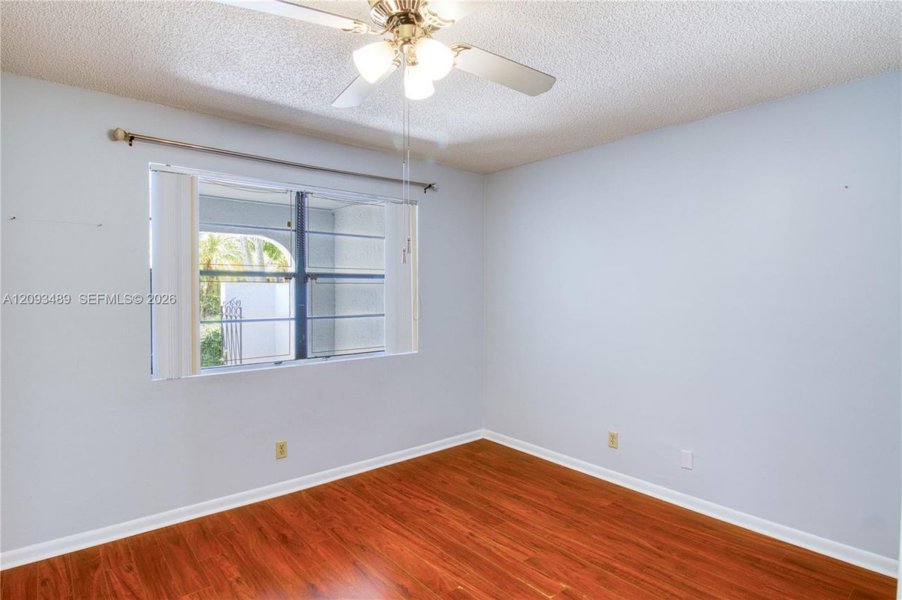 2156 Baton Rouge, Weston, FL 33326 Photo