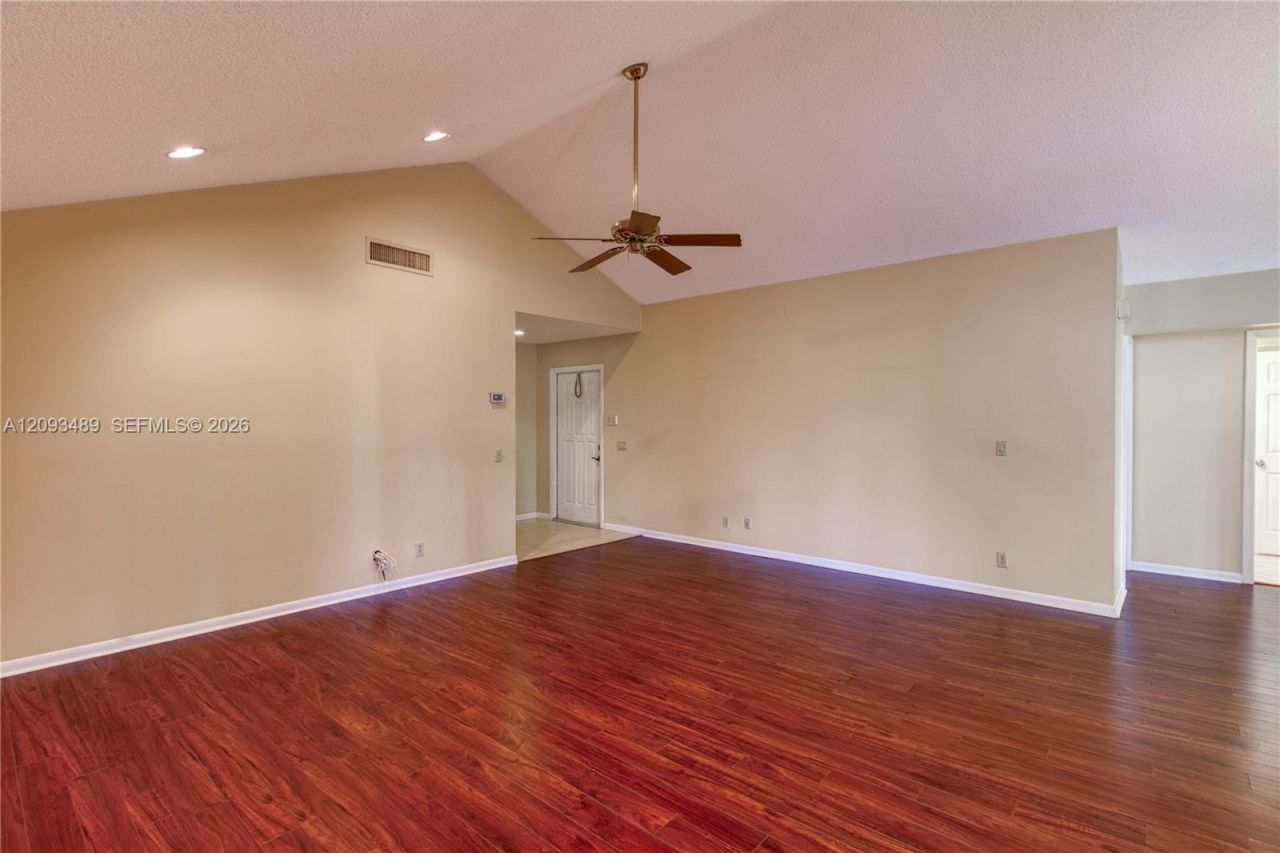 2156 Baton Rouge, Weston, FL 33326 Photo