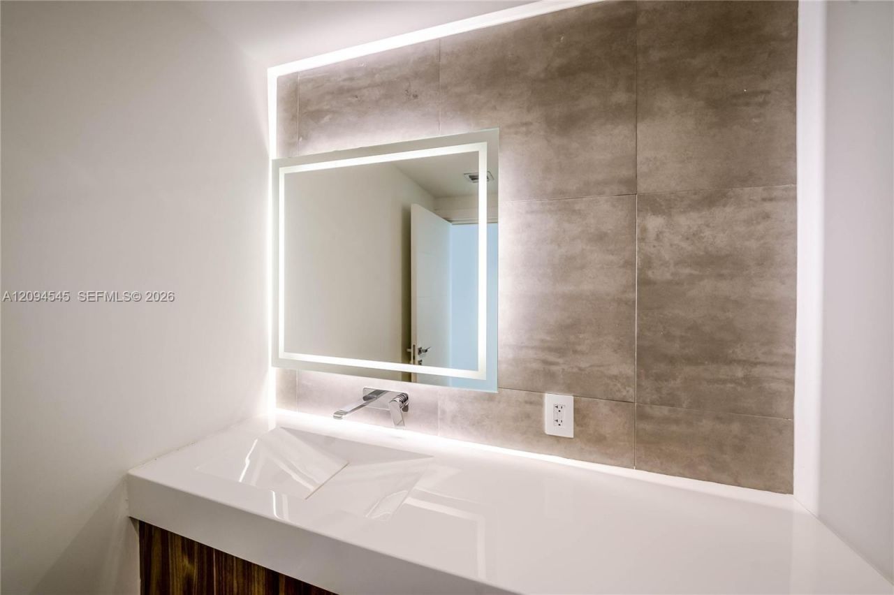 1930 Bay Dr , Unit 2, Miami Beach, FL 33141 Photo