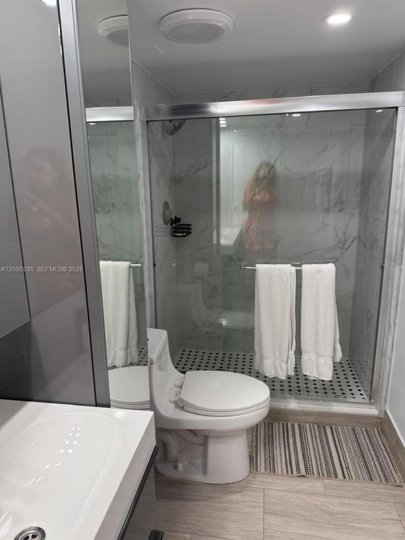 3300 NE 192nd St , Unit 414, Aventura, FL 33180 Photo