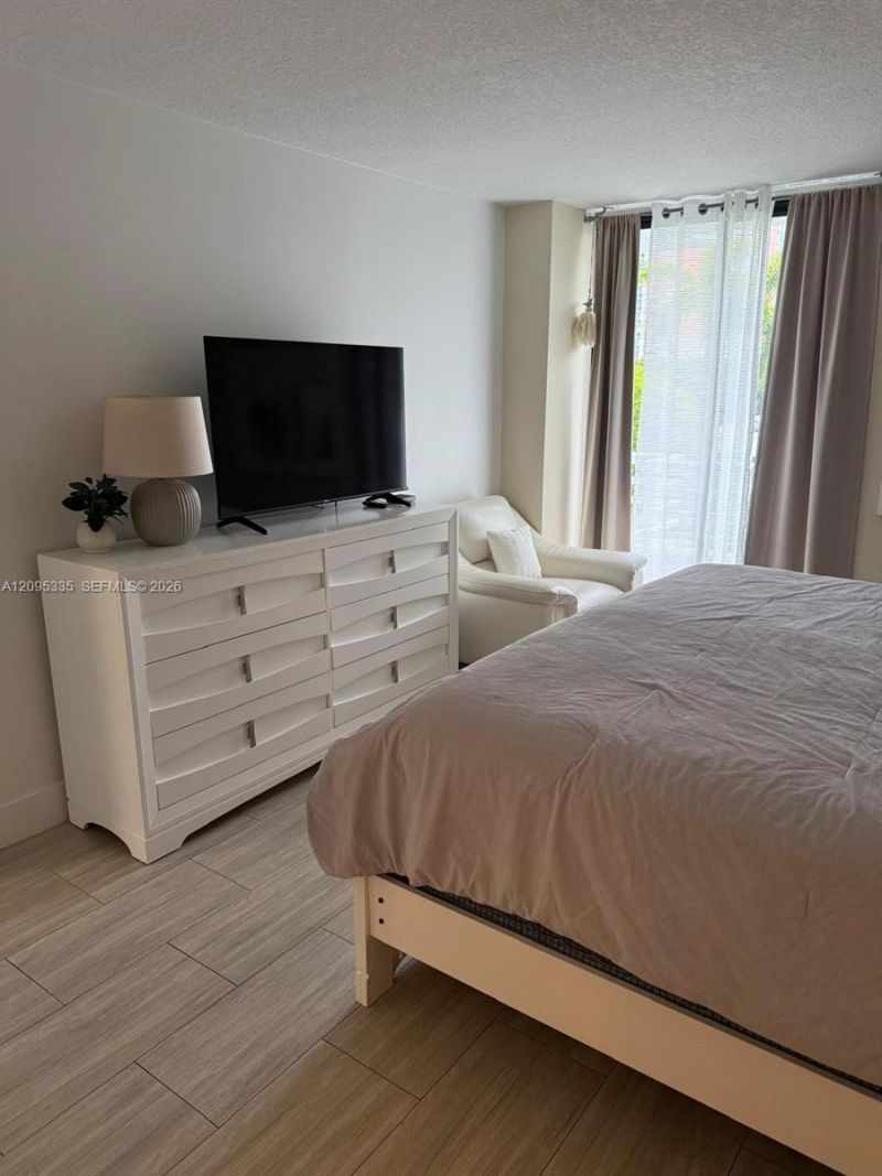3300 NE 192nd St , Unit 414, Aventura, FL 33180 Photo