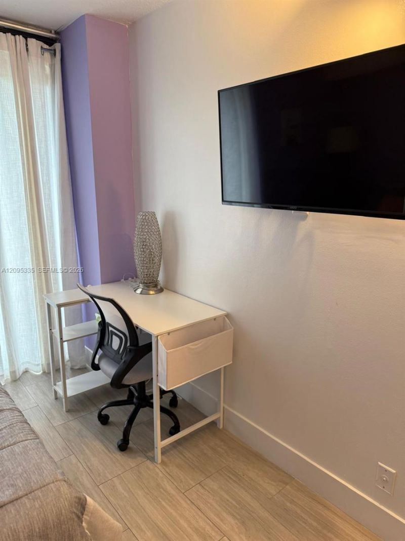 3300 NE 192nd St , Unit 414, Aventura, FL 33180 Photo