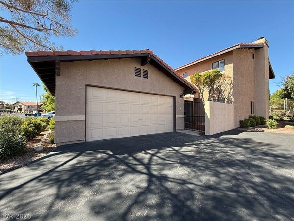 4025 DELOS Drive , Las Vegas, NV 89103