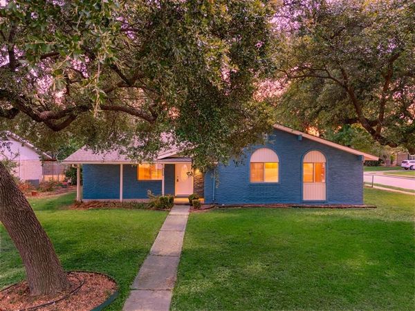 1216 Briarcove Drive , Richardson, TX 75081